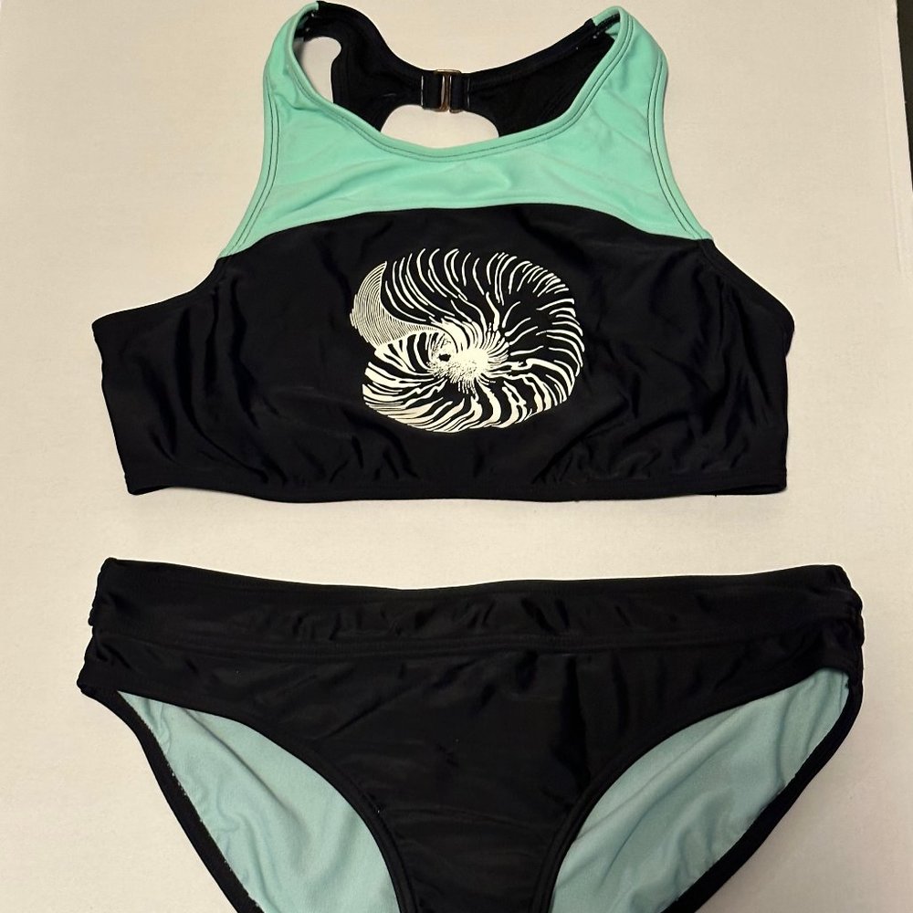 Swimsuit: Roxy Top and Prana Bottoms